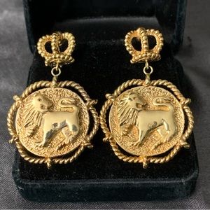 14k Gold Royal Lion Earrings